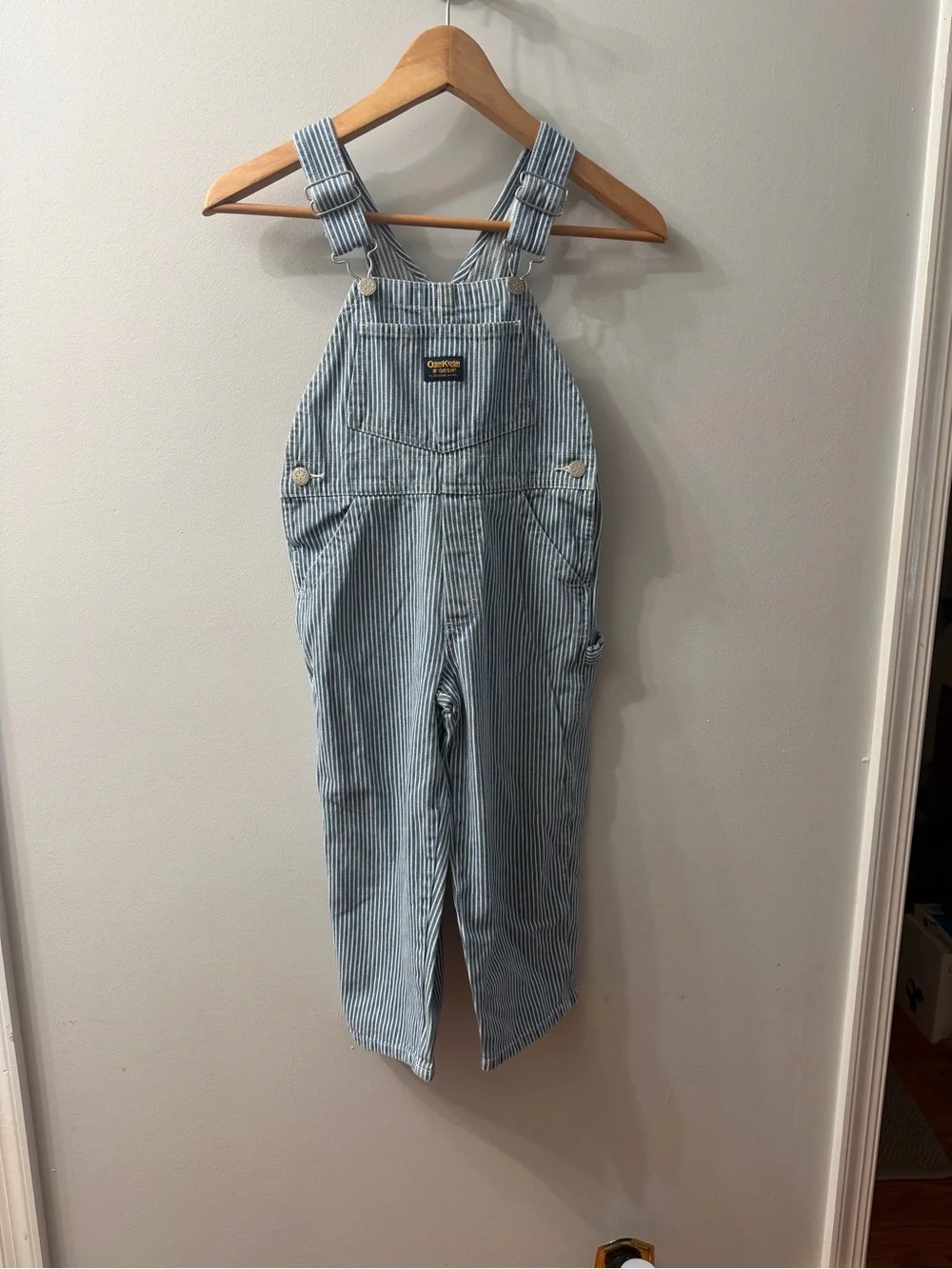 OshKosh B'gosh Vintage Y2K Hickory stripe blue and white overalls vestback EUC